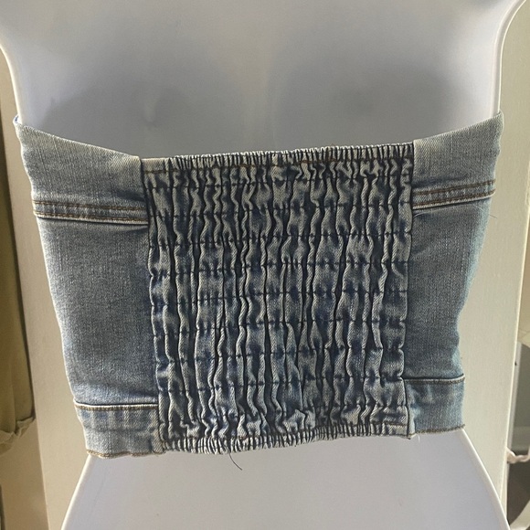 VINTAGE DENIM BUSTIER WITH BUTTON FRONT AND SHEERING IN BACK TO LOOK SNATCHED IN - Picture 4 of 12